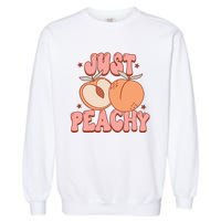 Just Peachy Retro 70s Georgia Peaches Summer Fruit Garment-Dyed Sweatshirt