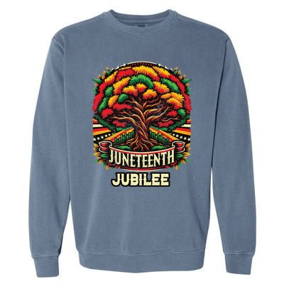 Junenth Root Tree 1865 Black History Vintage Retro Cool Gift Garment-Dyed Sweatshirt