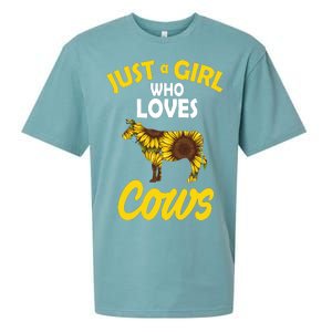 Just A Girl Who loves Cows Flowers Sueded Cloud Jersey T-Shirt