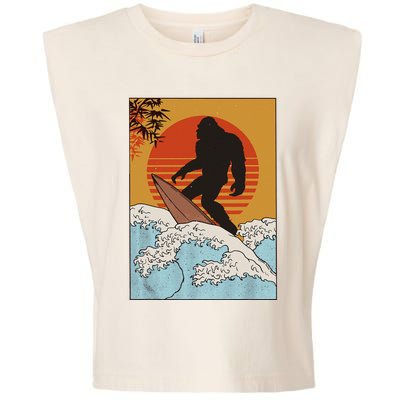 Japanese Vintage Kanagawa Art Surfing Bigfoot Hanging Ten Garment-Dyed Women's Muscle Tee