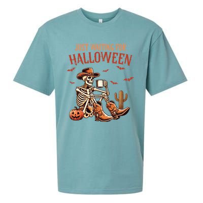 Just Waiting For Halloween Funny Skeleton Western Halloween Gift Sueded Cloud Jersey T-Shirt