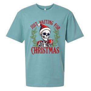 Just Waiting For Christmas Funny Santa Skeleton Xmas Sueded Cloud Jersey T-Shirt