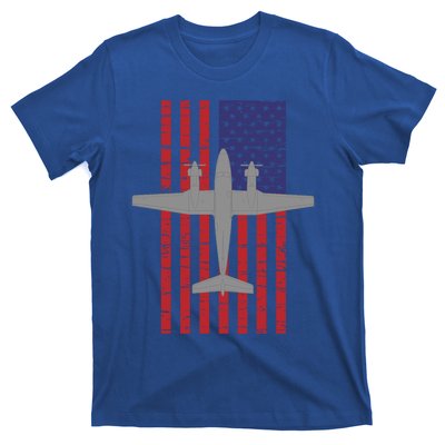 King Air B200 Airplane Pilot American Flag Funny Gift T-Shirt