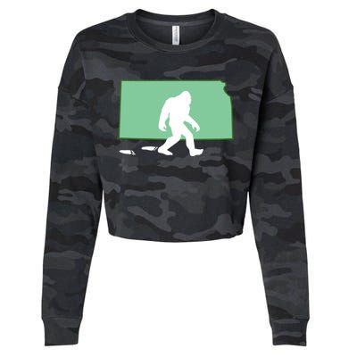 Kansas Bigfoot Hunter State Gift Cropped Pullover Crew