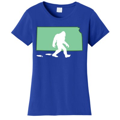 Kansas Bigfoot Hunter State Gift Women's T-Shirt