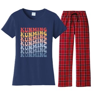 Kunming City Groovy Retro Women's Flannel Pajama Set