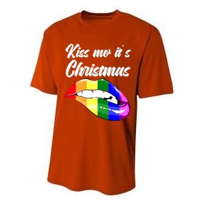 Kiss Christmas Lgbtq Community Lips Xmas Design Gift Performance Sprint T-Shirt