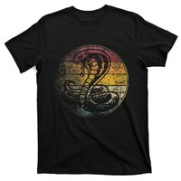 King Cobra Snake Sun Retro Vintage Reptile 80s Gift T-Shirt