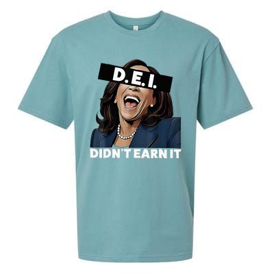 Kamala DidnT Earn It Funny Kamala Harris Vote Trump 2024 Sueded Cloud Jersey T-Shirt