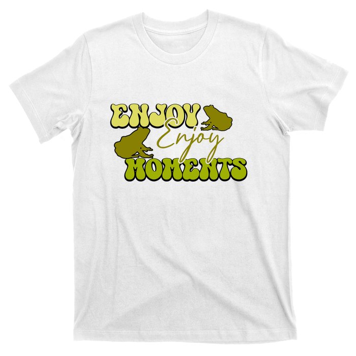 Kawaii Frog Enjoy Every Moments Gift T-Shirt