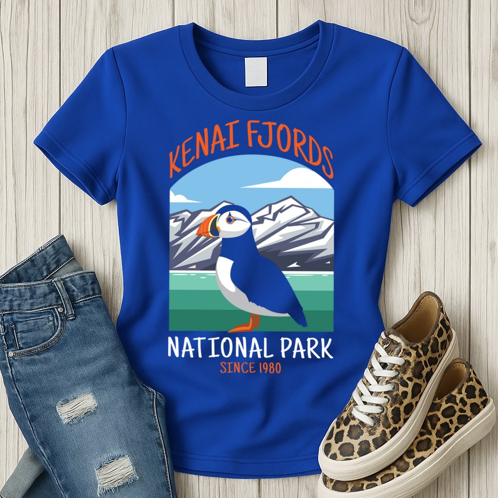 Kenai Fjords National Park Us Puffin Bird Alaska Gift Womens T-Shirt