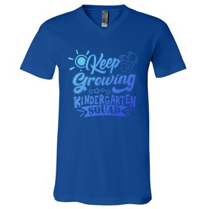 Keep Growing Kinder Kindergarten Teacher Team Cute Gift V-Neck T-Shirt