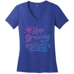 Keep Growing Kinder Kindergarten Teacher Team Cute Gift Women's V-Neck T-Shirt