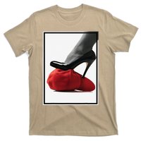 Kamala Harris Heels Stepping On Maga Hat T-Shirt