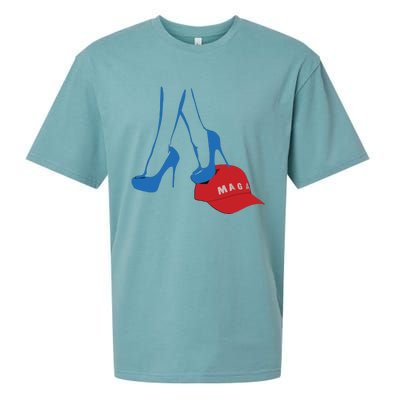 Kamala Harris Heel Stepping On Maga Hat Anti Trump Sueded Cloud Jersey T-Shirt