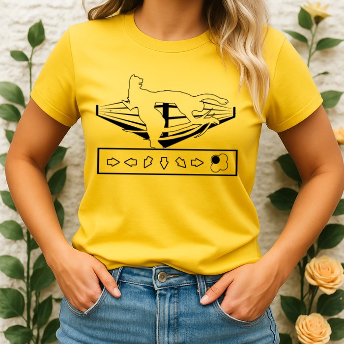King Throw Funny Game Reference Womens T-Shirt