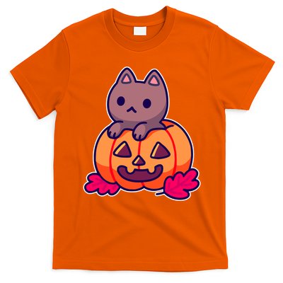 Kitten In pumpkin Cute Halloween T-Shirt