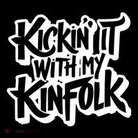 Kickin It With My Kinfolk Funny Family Reunion Drawstring Bag