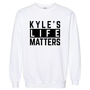 Kyle's Life Matters Shirts Free Kyle Rittenhouse Garment-Dyed Sweatshirt