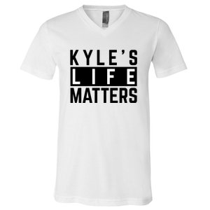 Kyle's Life Matters Shirts Free Kyle Rittenhouse V-Neck T-Shirt