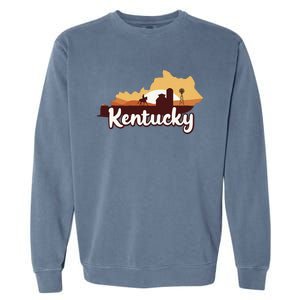 Kentucky Map Horse Riding Cow Barn Windmill Ky Souvenir Garment-Dyed Sweatshirt