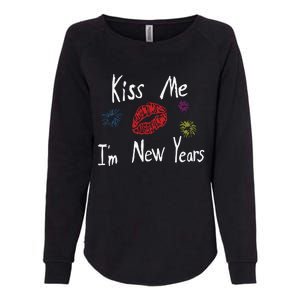 Kiss Me I’M New Years 2024 Womens California Wash Sweatshirt