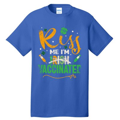 Kiss Me I Am Irish Vaccinated Gift Funny St Patrick Day 2021 Cute Gift Tall T-Shirt