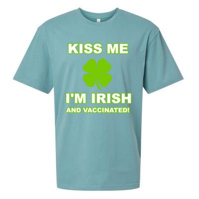 Kiss Me I'm Irish And Vaccinated St Patrick's Day Saint Gift Sueded Cloud Jersey T-Shirt