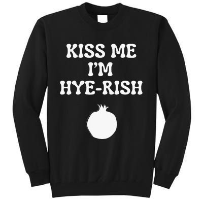 Kissing Me I'm Hyerish Armenian Funny St Patricks Day Tall Sweatshirt