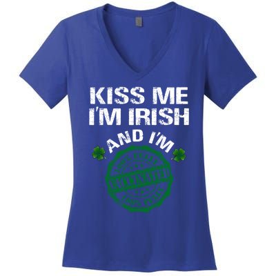 Kiss Me I'm Irish I Am Vaccinated Pro Vaccine Gift Women's V-Neck T-Shirt