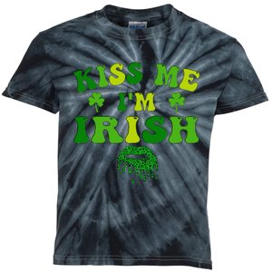 Kissing Me I'm Irish St Patricks Day Gifts Kids Tie-Dye T-Shirt