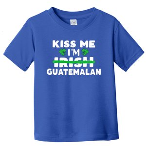 Kiss Me I'm Irish Guatemalan Patriotic St Patricks Day Humor Cute Gift Toddler T-Shirt