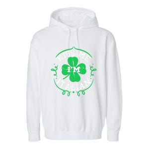 Kiss Me I'm Italian St Patricks Day Funny Shamrock Flag Cute Gift Garment-Dyed Fleece Hoodie