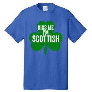 Kiss Me I'm Scottish Funny Gift Funny Saint Patricks Day Gift Tall T-Shirt