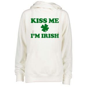 Kiss Me Im Irish St Patricks Day Womens Funnel Neck Pullover Hood