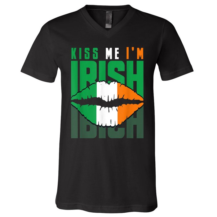 Kiss Me IM Irish St. PaddyS Day Irish Lads Or Ladies V-Neck T-Shirt