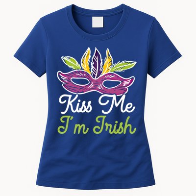 Kiss Me I'm Irish Mardi Gras Parade Masquerade Great Gift Womens T-Shirt