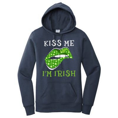 Kiss Me I'm Irish Clover Lips St Patricks Day Women's Pullover Hoodie