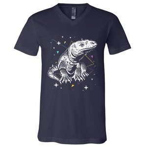 Komodo Monitor Lizard Retro Vibe Komodo Dragon Lover V-Neck T-Shirt