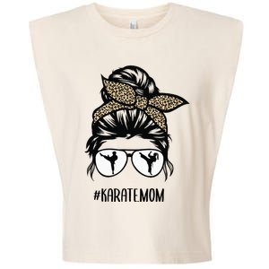 Karate Mom Leopard messy bun hair glasses Garment-Dyed Women's Muscle Tee