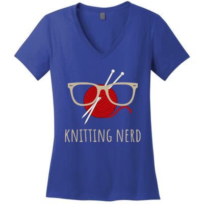 Knitting Nerd Funny Grandma Mom Knit Needles Yarn Lover Gift Meaningful Gift Women's V-Neck T-Shirt