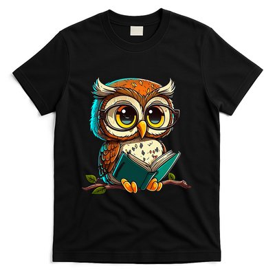 Kawaii Owl Reads Book Reading Bookworm Library Book T-Shirt