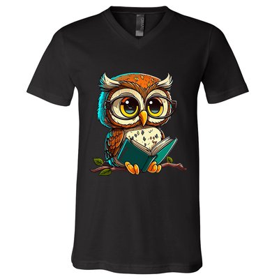 Kawaii Owl Reads Book Reading Bookworm Library Book V-Neck T-Shirt