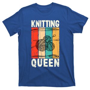 Knitting Queen Crocheting Lover Funny Yarn Wool Pun Cute Gift T-Shirt