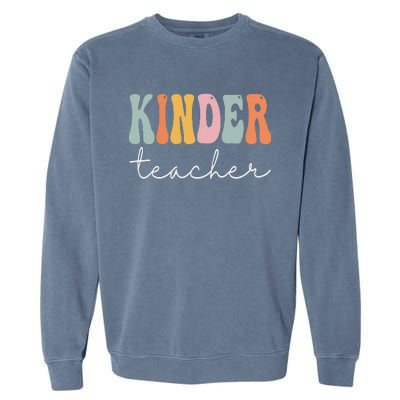 Kinder Teacher Retro Groovy Funny Happy First Day Of School Garment-Dyed Sweatshirt