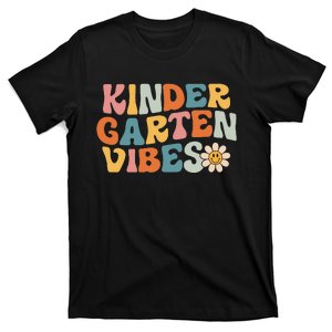 Kindergarten Vibes Kinder Crew Retro First Day Of School 23 T-Shirt