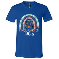 Kindergarten Vibes Rainbow Kinder Teacher Team Kindergarten Cool Gift V-Neck T-Shirt