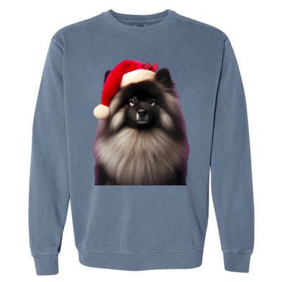 Keeshond With Santa Hat Christmas Dog Owner Lover Xmas Mom Gift Garment-Dyed Sweatshirt