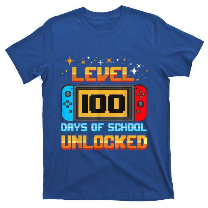 Level 100 Days Of School Unlocked Gamer Funny 100th Day. T-Shirt