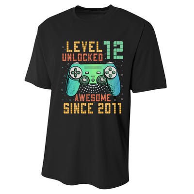 Level 12 Unlocked 12th Birthday 12 Year Old Boy Gifts Gamer Performance Sprint T-Shirt